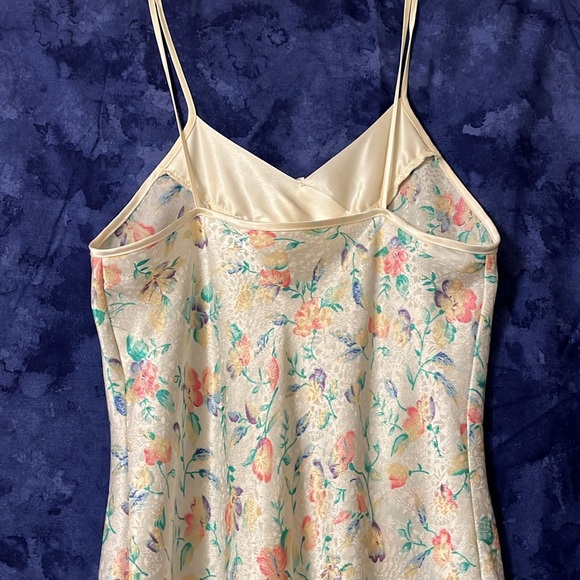 RARE Vintage Night Gown L.A. Intimates - Picture 4 of 10